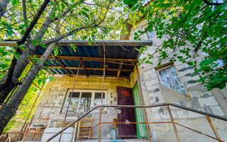 SE VINDE CASĂ DE VACANȚĂ ÎN TRUȘENI | TEREN 7,34 ARI - Poză 3