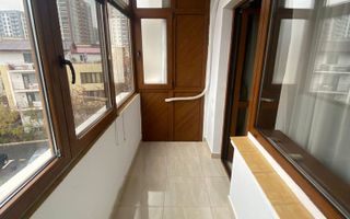 Vanzare Garsoniera 5 Minute Mall Vitan - Poză 3