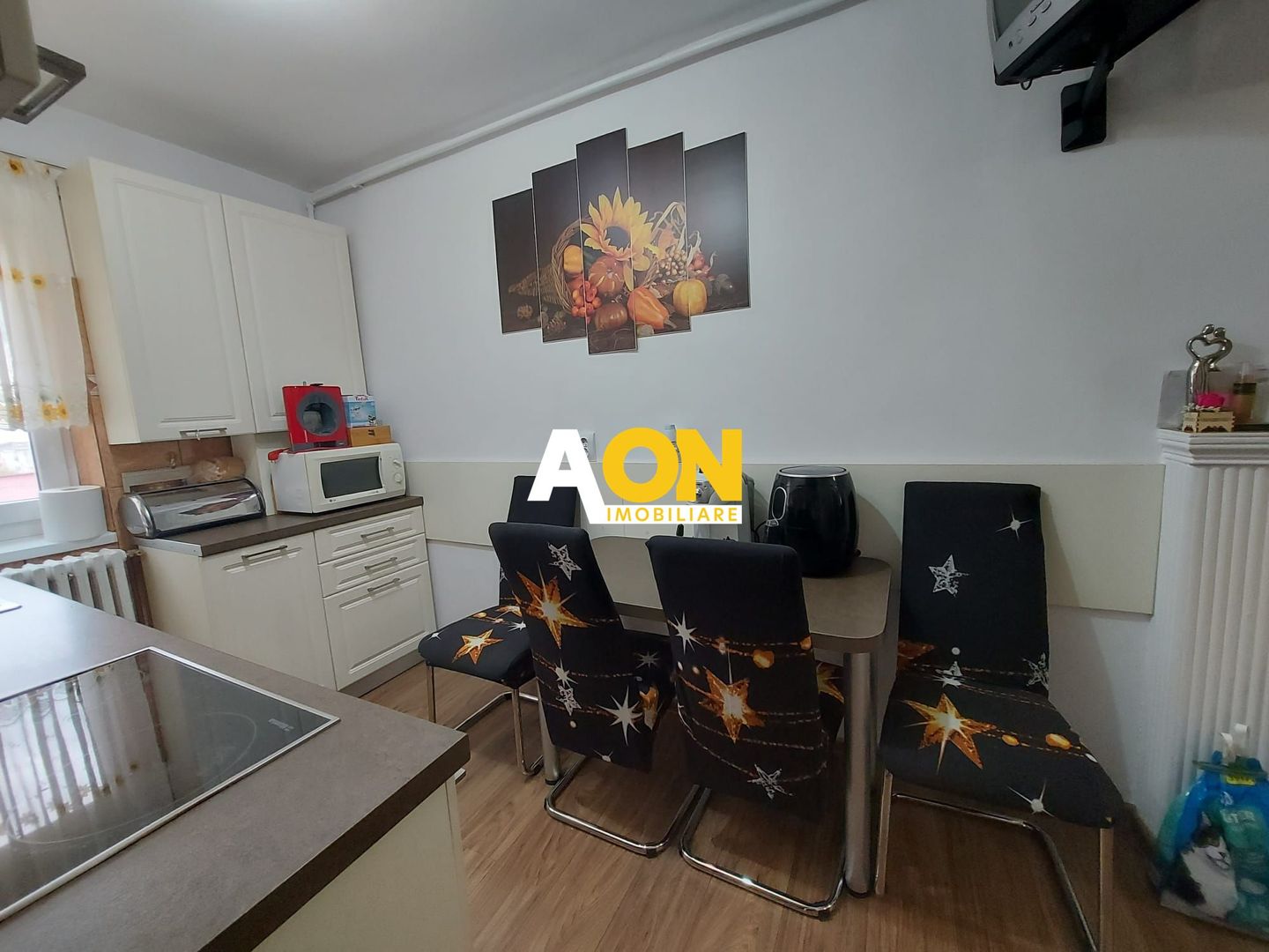 Apartament 2 camere, mobilat utilat, etaj intermediar, Cetate - Poză 3