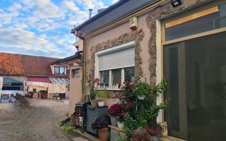 Proprietate ultracentrală cu 5 camere- str. Primăriei - Poză 18