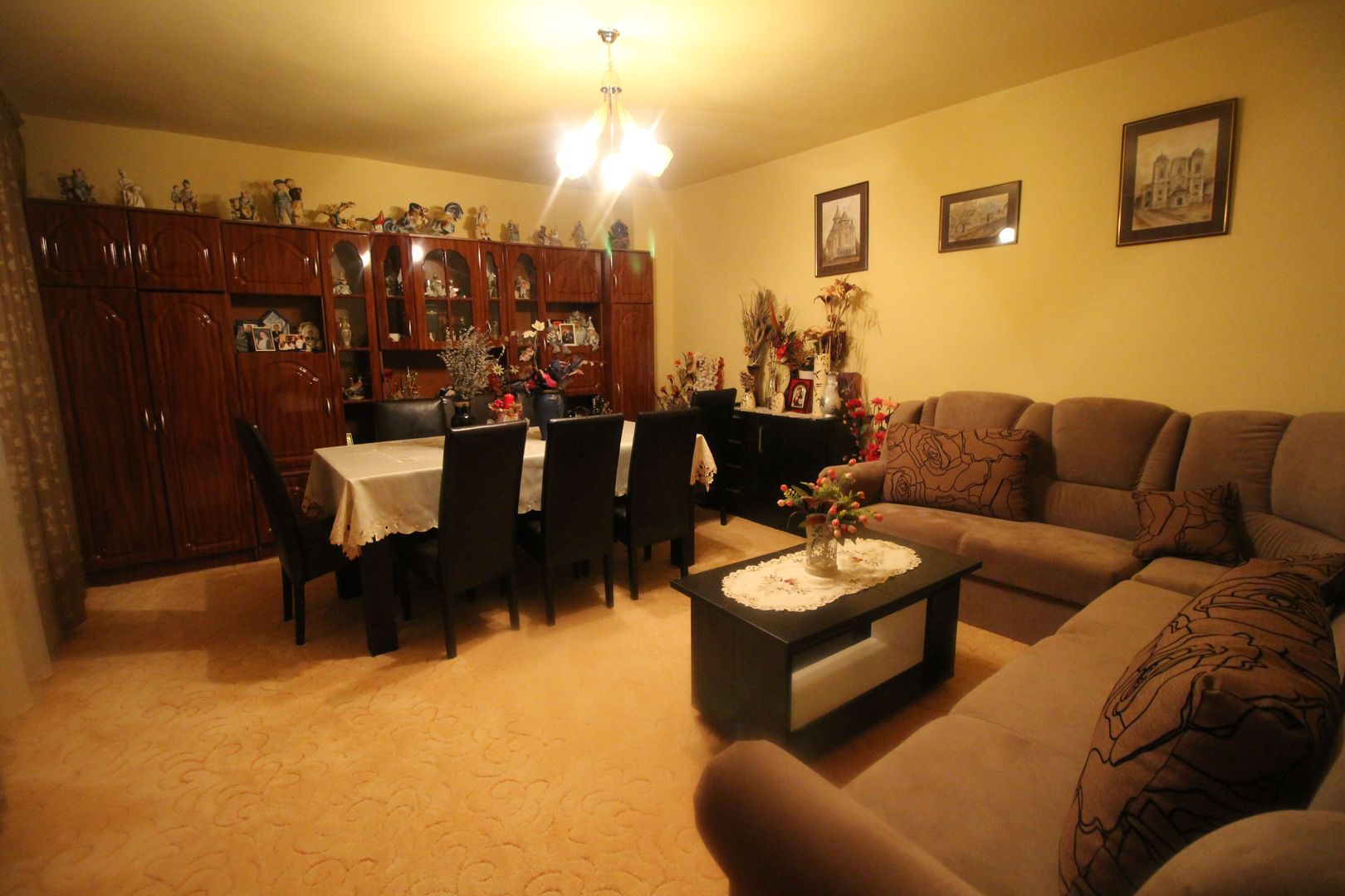 TEREN GENEROS CU CASA - Poză 4