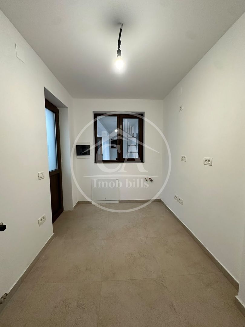 Casa de vanzare cu 3 camere in zona Valenta, Oradea - Poză 9