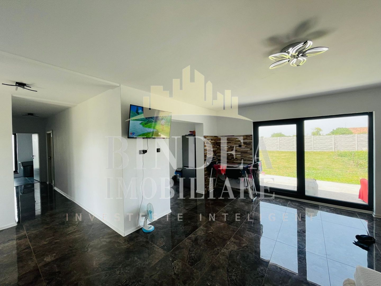 Casa individuala parter cu garaj 813mp teren an 2024 - Poză 9