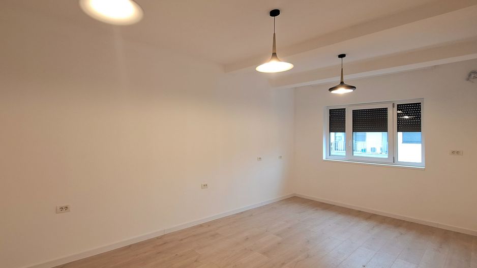 Apartament cu 3 camere si loc de parcare - Kaufland - Poză 5