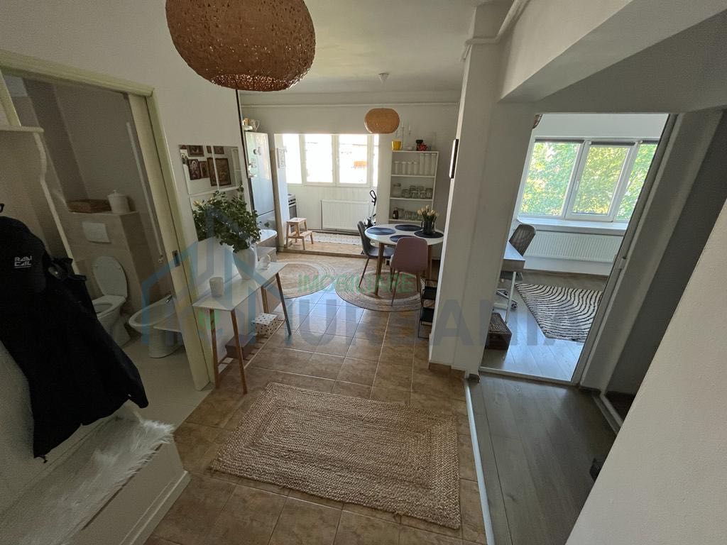 Apartament 1 camera, 37 mp, Piata Dacia, Iasi - Renovat, Etaj 4/8 - Poză 1