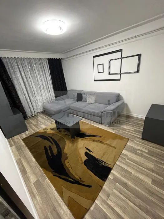 Apartament deosebit 3 camere-  Zona Podu Ros - Poză 1