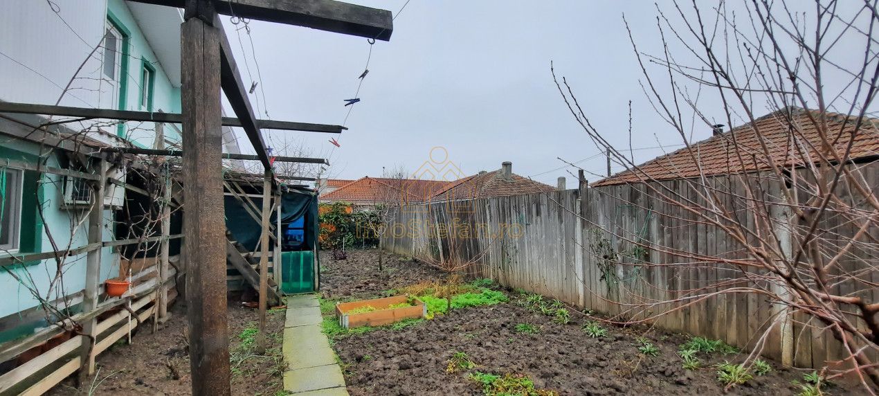 Gospodăria familiei tale în Poarta Albă - Poză 2