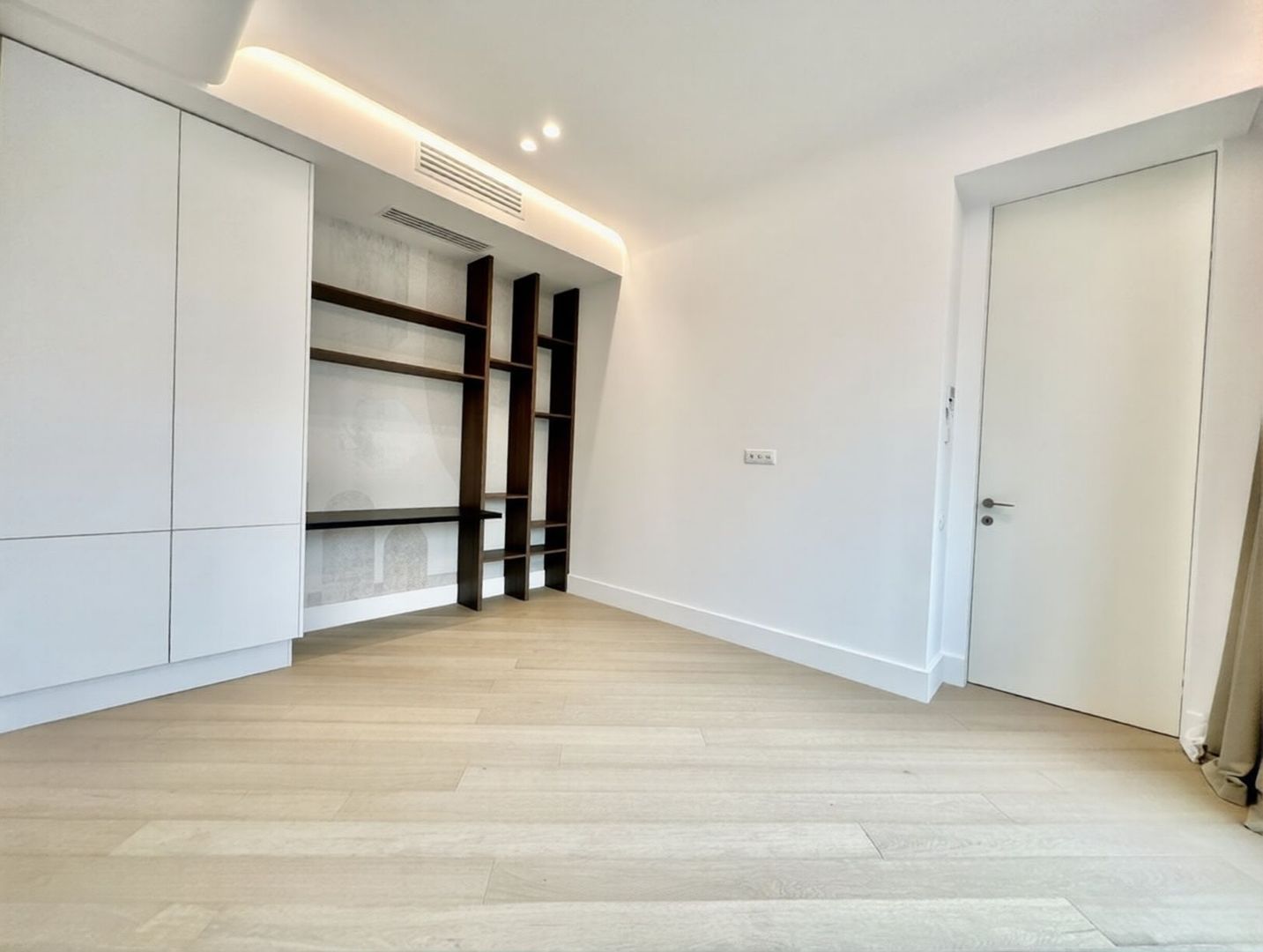 Apartament exclusivist 4 camere I Iancu Nicolae I 2 locuri de parcare - Poză 17