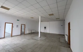 Depozit cu showroom de inchiriat de 1600 mp - Poză 23