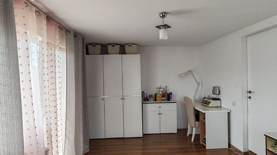 De vanzare! Casa in Campenesti, langa lac - Poză 11