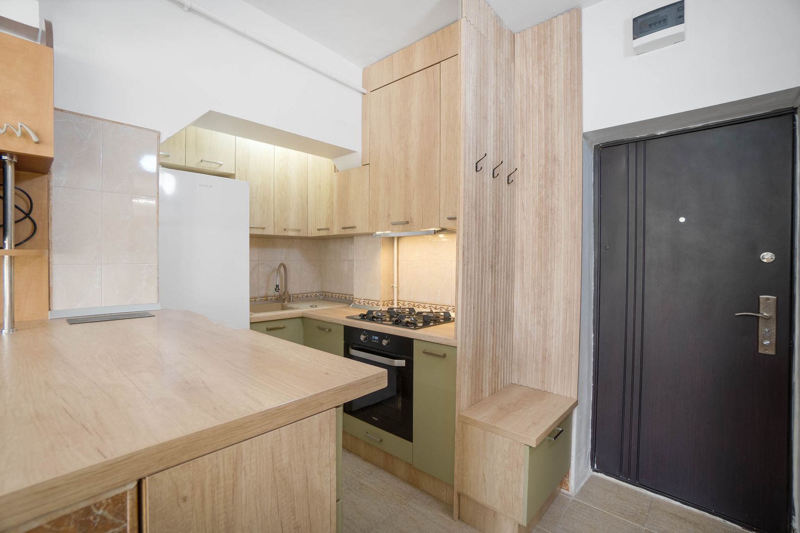 Studio modern de vanzare | Renovat in 2024 | COMISION 0% - Poză 4