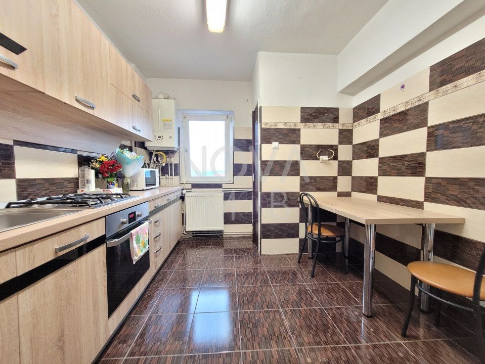 Apartament 2 camere decomandat -  Mihai Viteazu - Poză 2