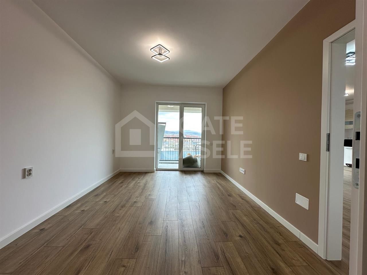 Apartament modern cu 2 camere si balcon – zona BMW - Poză 2