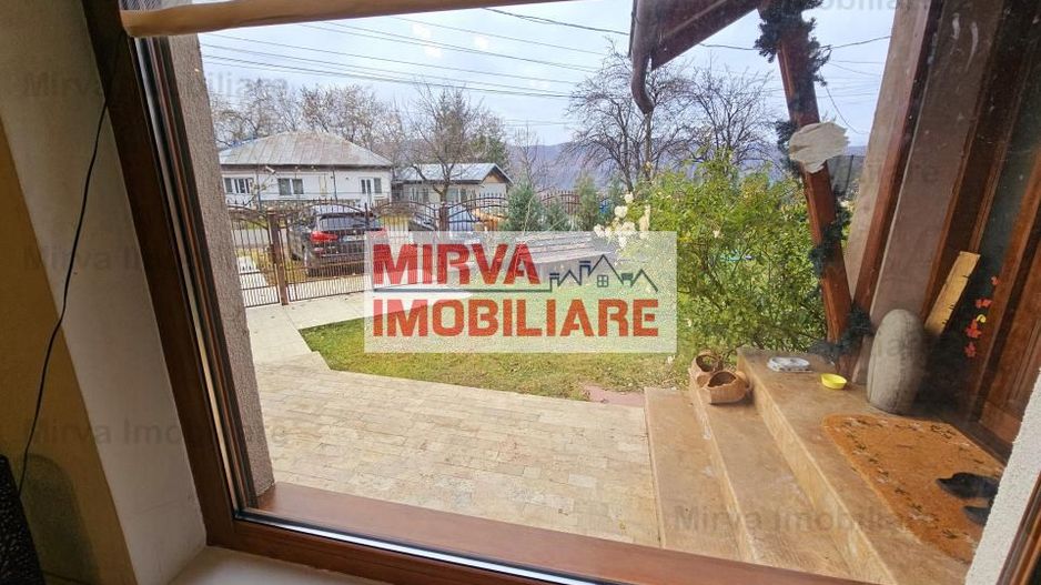 🏡 Vilă elegantă cu 6 camere – Bănești, zona Primăriei - Poză 6