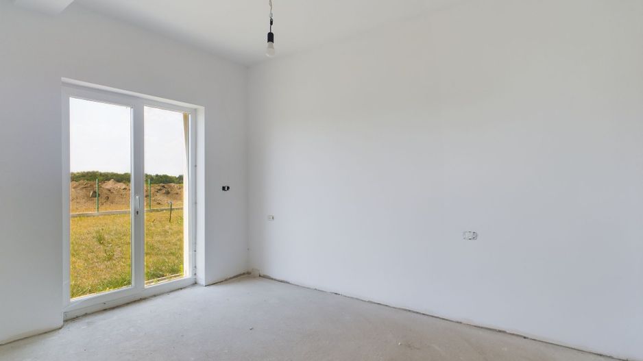 Apartament 3 camere, grădină proprie, Torontalului - Poză 3