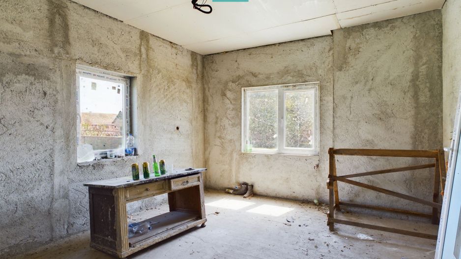 Casă nouă la gri în Secusigiu - Poză 19