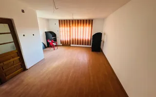 Vilă impunătoare, construcție solidă D+P+E+M, 430 mp – pretabilă pensiune - Poză 11
