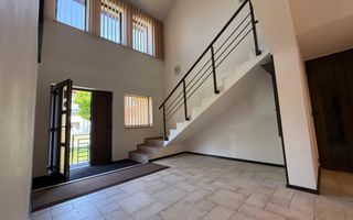 Casa individuala—perfecta pentru familie sau business - Poză 1