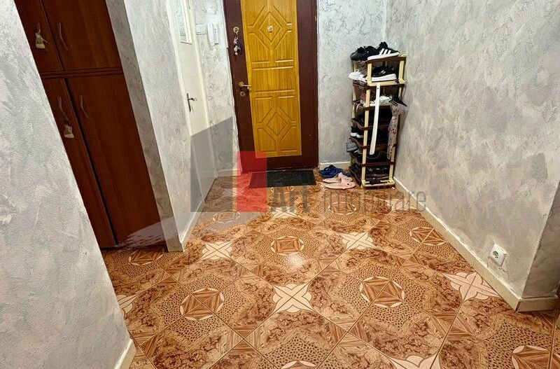 Vânzare apartament 4 camere decomandat cu centrală - Brâncoveanu - Poză 8