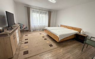 Giroc Central | Casă renovată complet | 4 camere | 2 bai - Poză 23