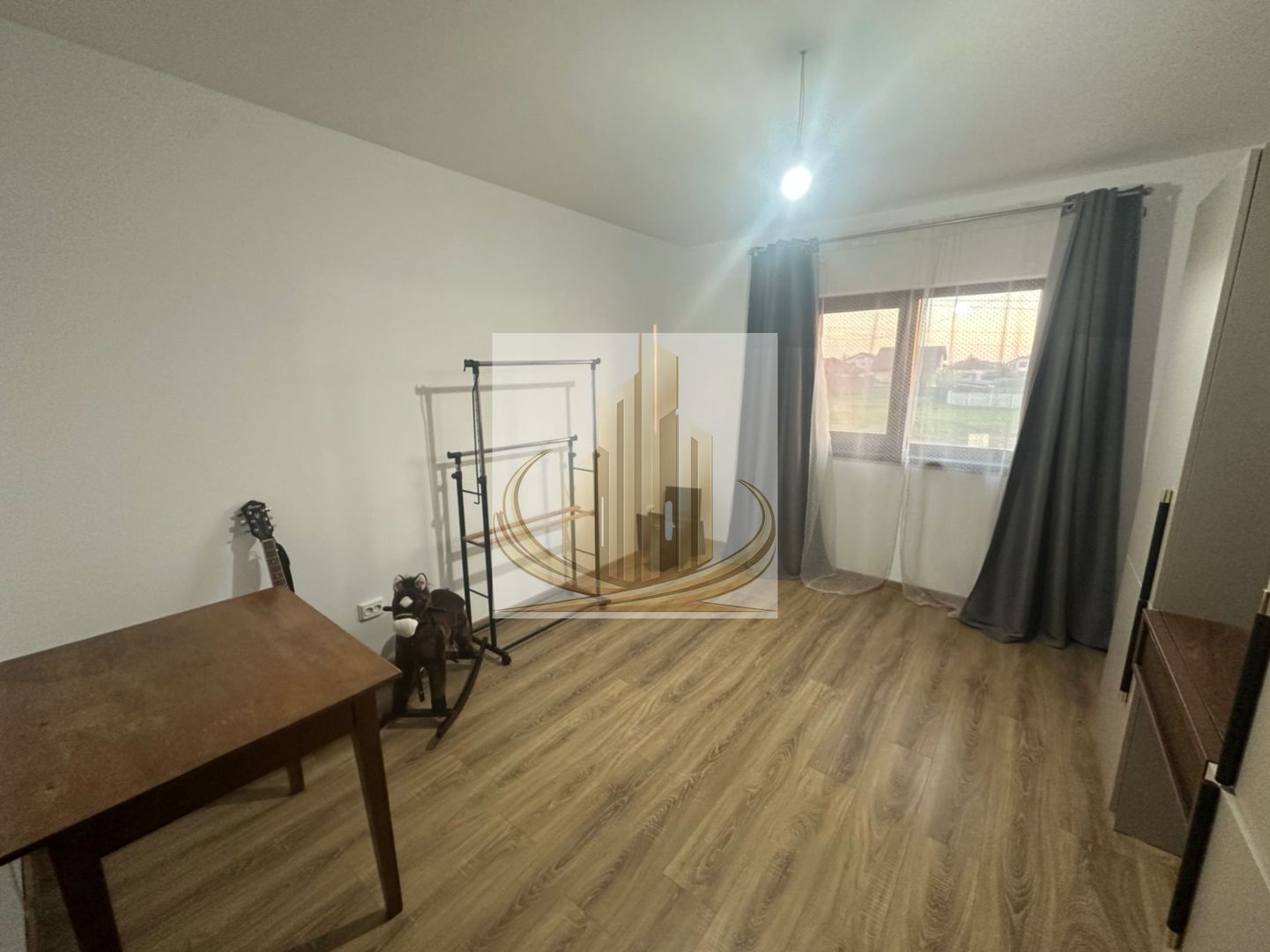 Duplex Dumbrăvița 5 camere 300 mp teren - Poză 12