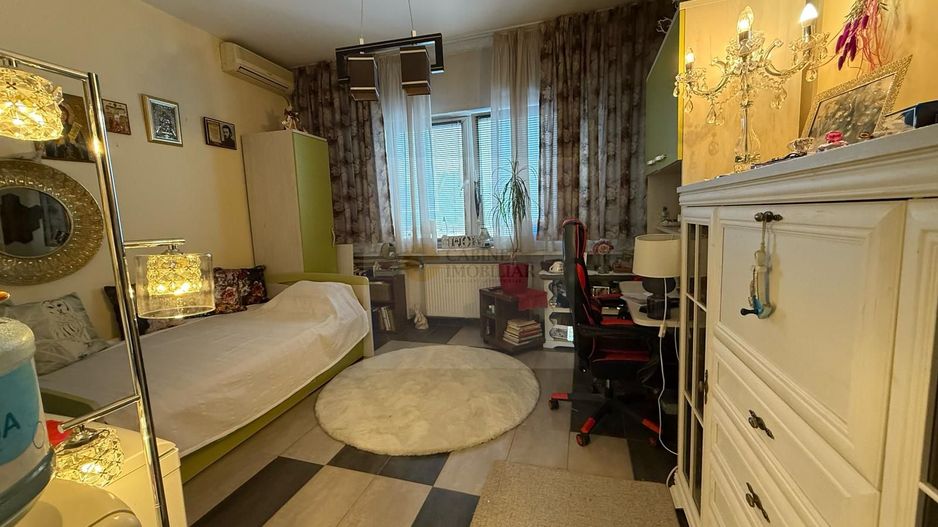 Bulevard General Gheorghe Magheru | Garsoniera - Poză 1