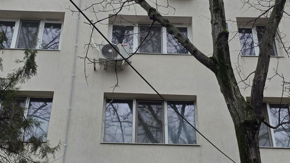 APARTAMENT 3 CAMERE DRUMUL TABEREI - Poză 3