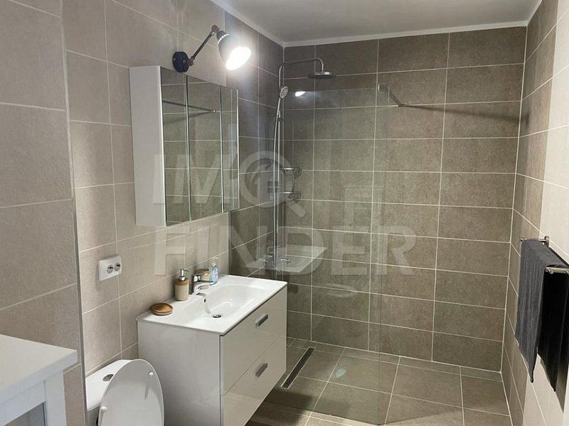 Apartament Nou cu Parcare Subterana Zona Centrala - Poză 3