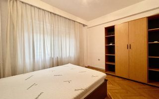 Apartament de inchiriat in Piata Sfantul Gheorghe - Poză 7
