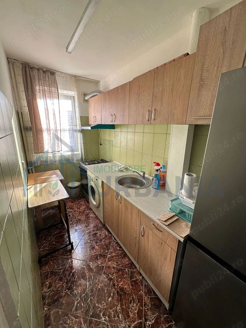 Apartament cu două camere, situat la etajul 2, într-un bloc dotat cu lift! - Poză 3