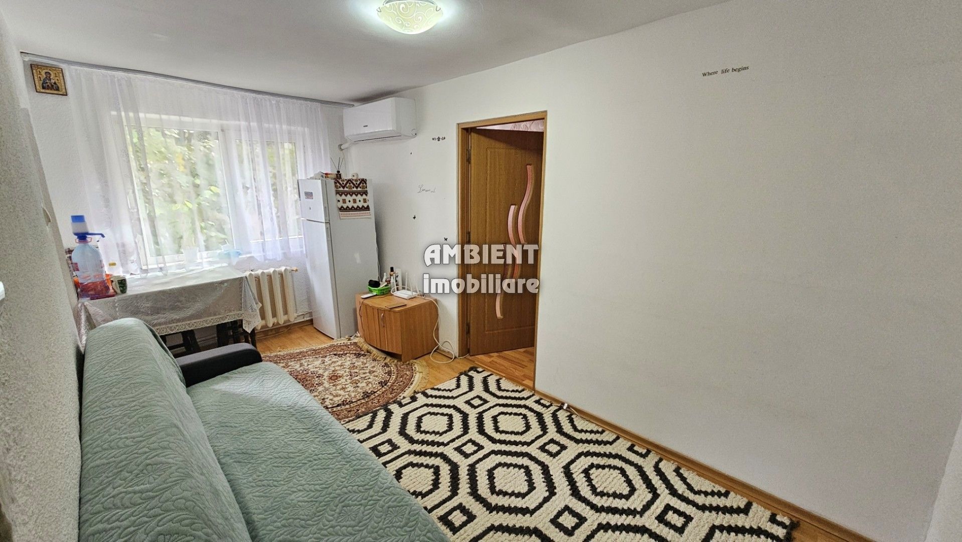 DE VÂNZARE - Apartament 2 camere, etaj 2, zona Alecsandri; - Poză 1