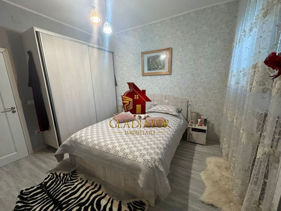 Vila impresionanta Husi + 2835 mp teren, P+1+M, constructie deosebita - Poză 18