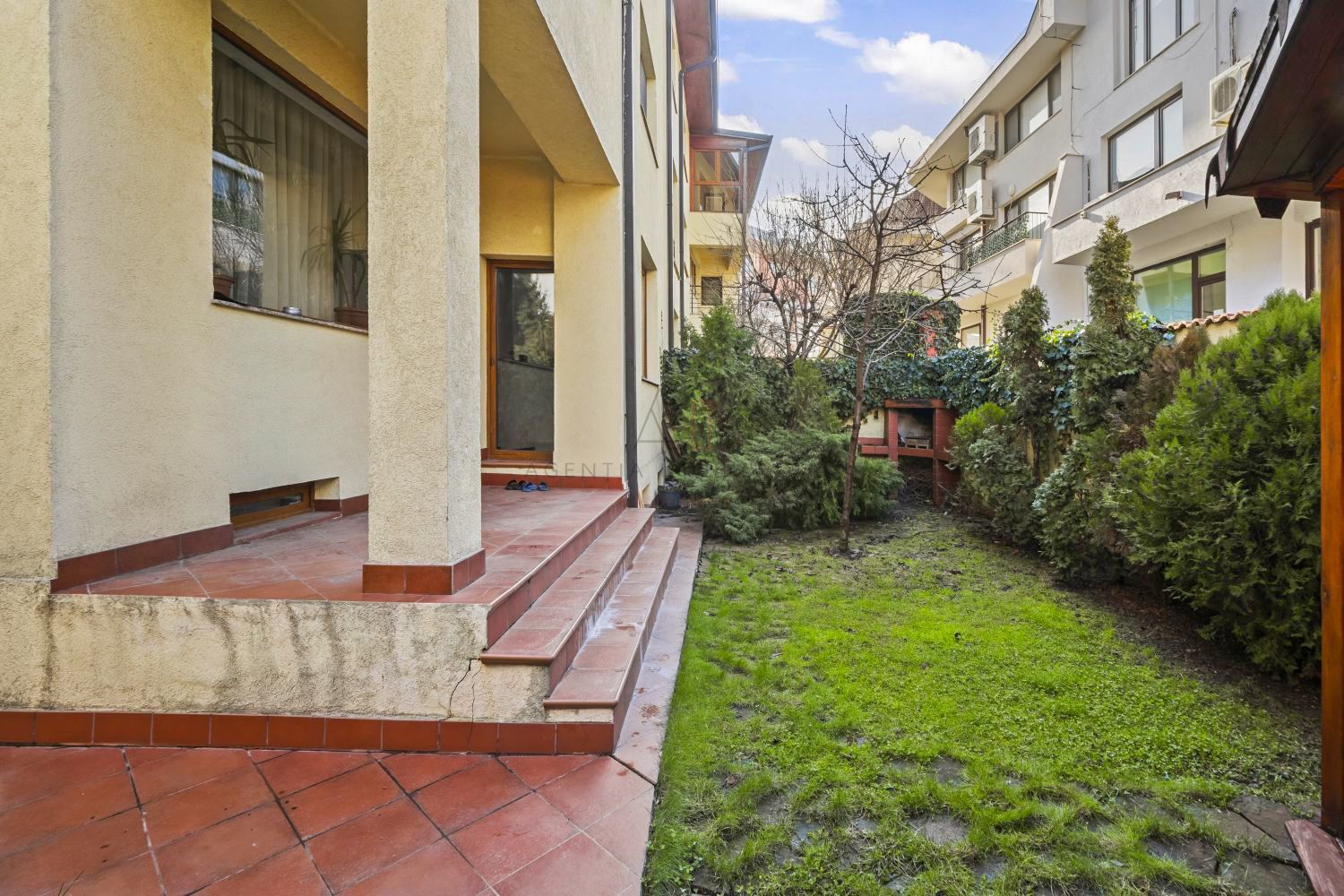 Vila Soseaua Nordului | Gradina | Garaj - Poză 32