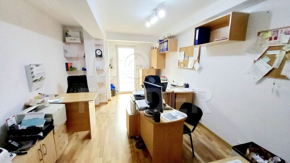 Apartament Bloc Nou etajul 1 cu 2 parcari Subterane - Poză 1