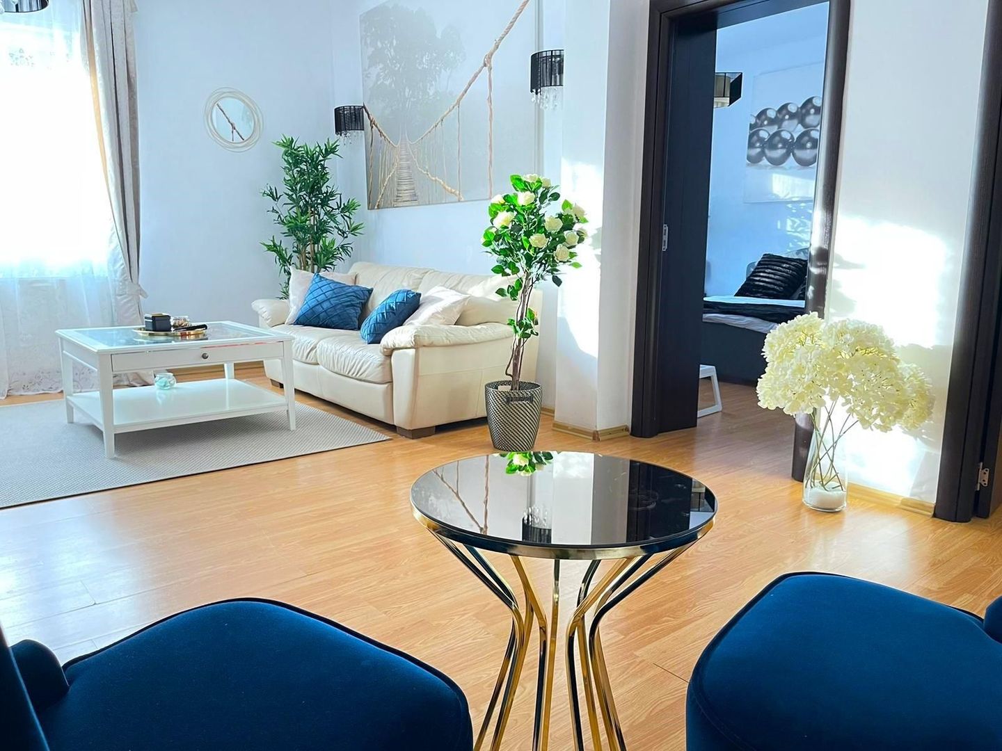 Apartament 3 camere - Piața Victoriei - curte 30mp  - 113mp utili - Poză 7