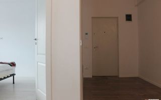 Timisoara - Giroc - Benzinaria ESSO, spatiu de depozitare generos. - Poză 16