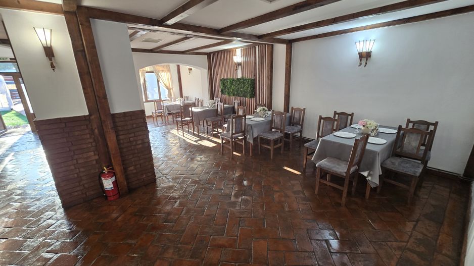 Restaurant 90 persoane+terasă 120 persoane,posibili asociere - Poză 12