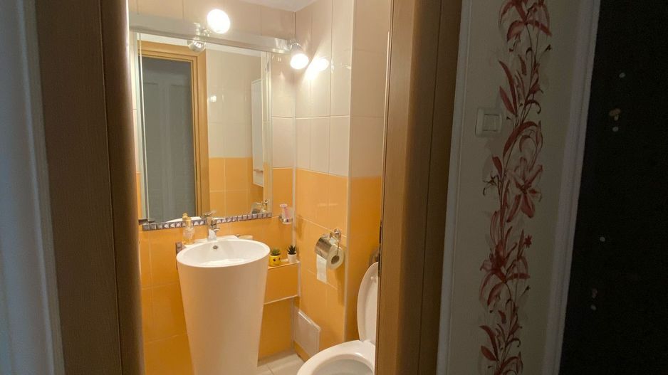 Vand apartament 3 camere  zona Stefan cel Mare - Poză 12