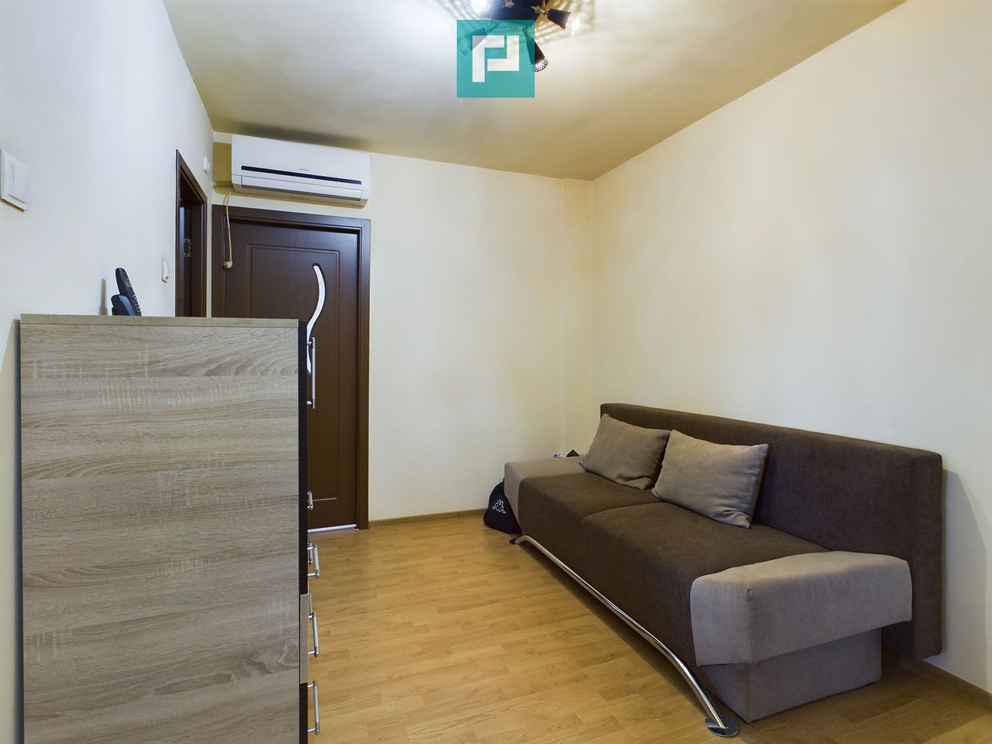 Apartament cu 2 camere de vânzare în zona Vlaicu - Poză 2