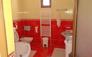 Pensiune de vânzare  – Galați | Bariera Traian | 14 camere - Poză 19