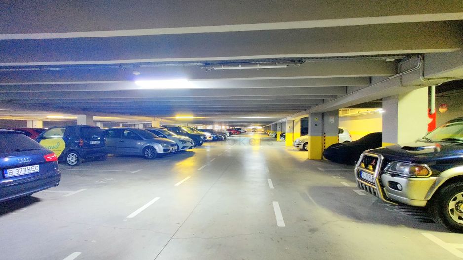 Decomandat, doua bai, loc de parcare in subteran, disponibil imediat - Poză 20