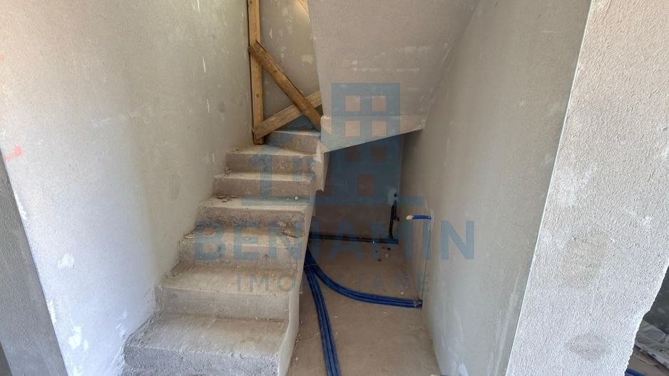 Casa moderna Parter plus Etaj - Zona Damila - Poză 16