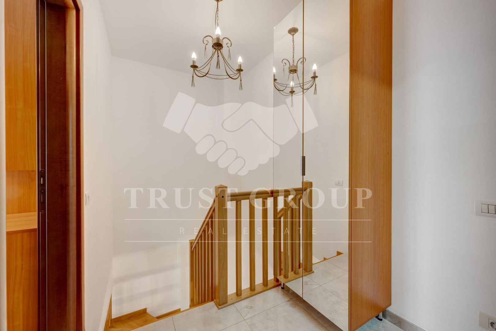 Apartament 3 camere Sisesti | Loc de parcare - Poză 16