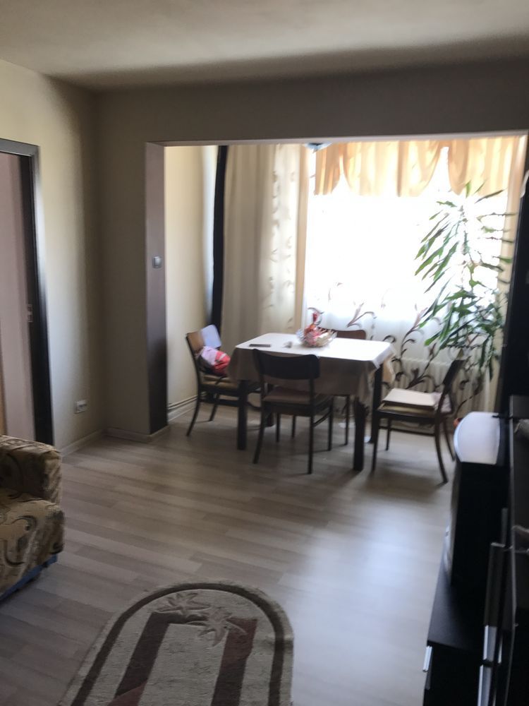 Apartament cu 3 camere, 54 mp utili, balcon, Cetate, Alba Iulia - Poză 3