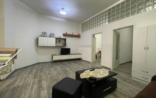 Apartament 3 camere, primitor, situat pe Bulevardul Eroilor!!! - Poză 2