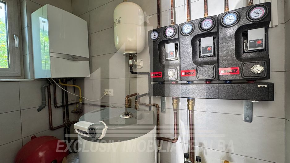 Casa individuala | 250 mp | 995 mp teren | Toate utilitatile | Seigau - Poză 11