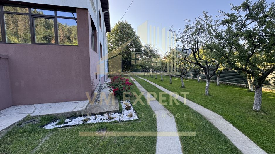 VILA S+P+E-306 MP, TEREN 2078 MP, CAMPULUNG - Poză 63