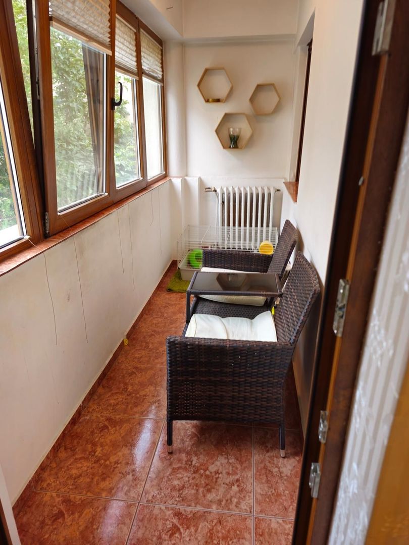 Vila frumoasa ,localizata central\ Unirii Square\Proprietar - Poză 10