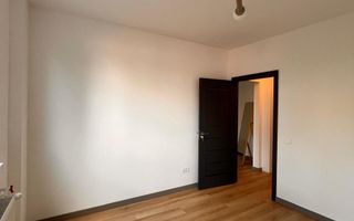 Apartament cu doua camere semidecomandat, piata Domenii - Poză 4