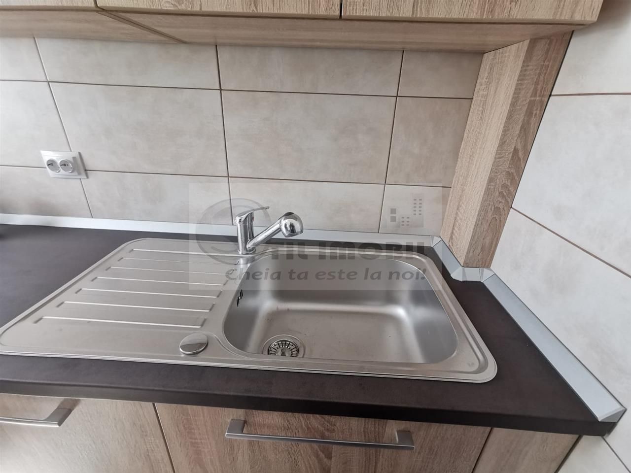 Apartament 2 camere recent renovat  Alexandru cel Bun 399 euro - Poză 15
